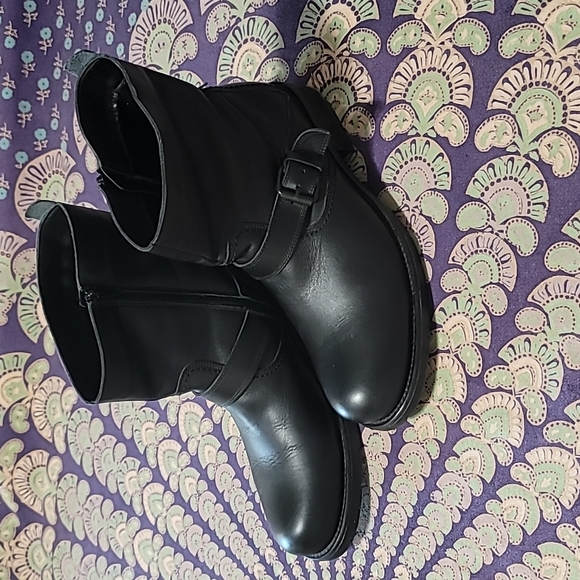 Bos. & Co. Other - Bos. & Co. Tilton Moto Boots Leather Zip Up